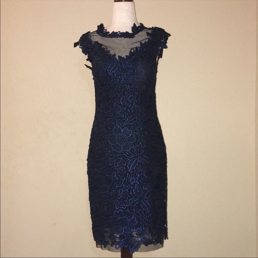 Cache dress - Picture 2 of 5